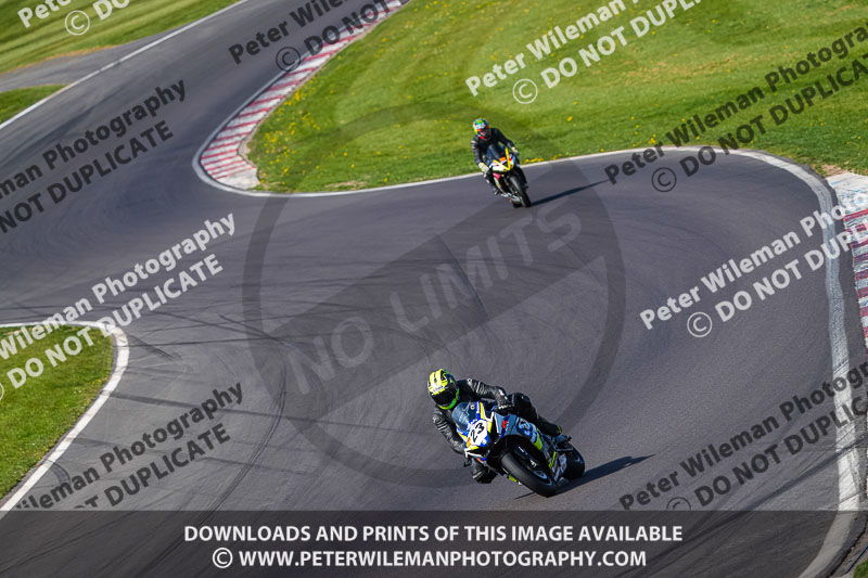 donington no limits trackday;donington park photographs;donington trackday photographs;no limits trackdays;peter wileman photography;trackday digital images;trackday photos